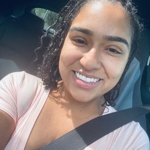 Meet your Posher, Evangeline